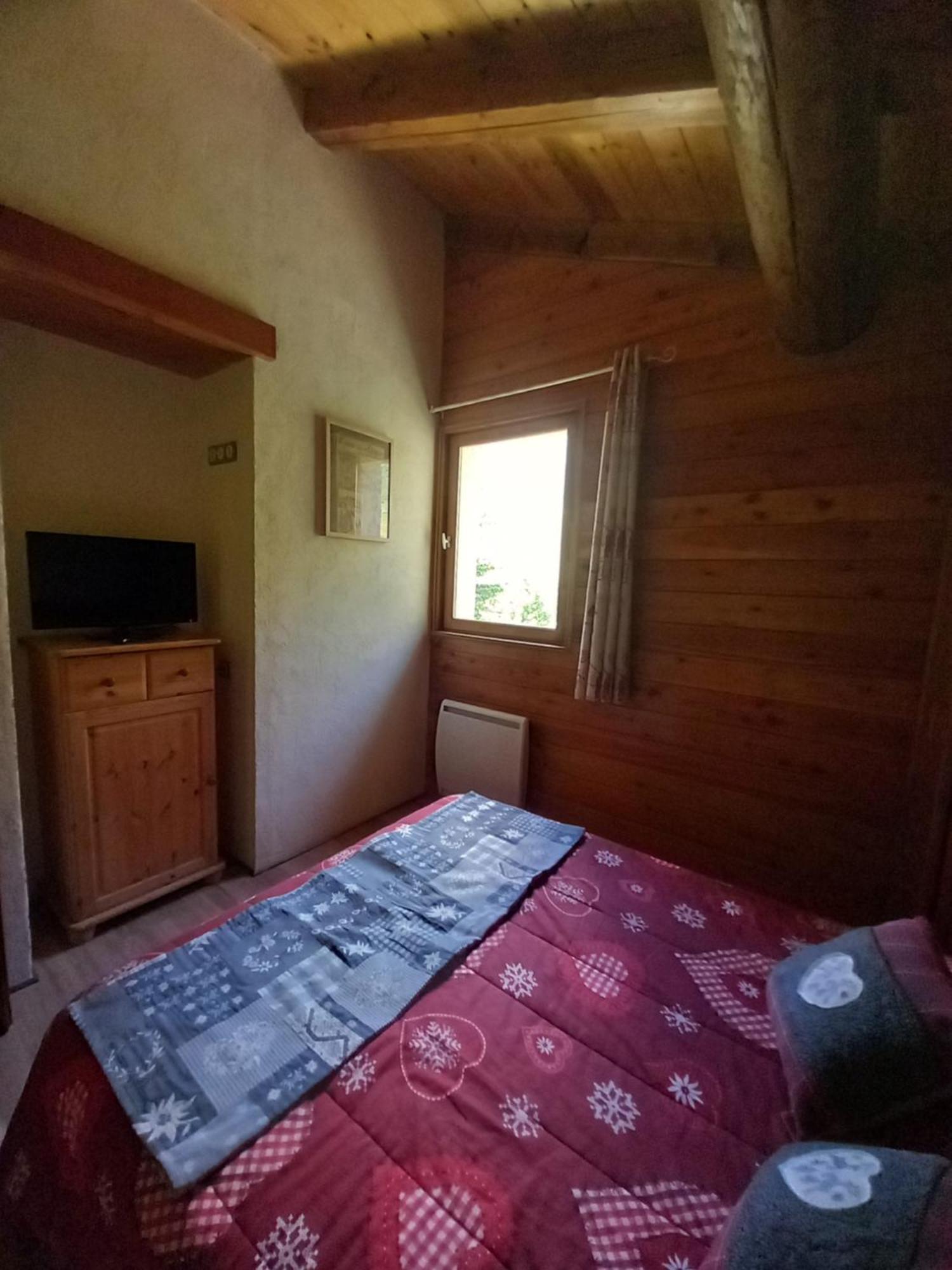 Chalet L'Aubepine Residence B&B Bessans Exterior foto